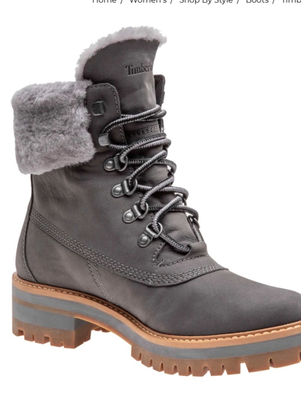 TIMBERLAND WOMEN'S COURMAYEUR VALLEY WATERPROOF 6-INCH W/SHEARLING size 8